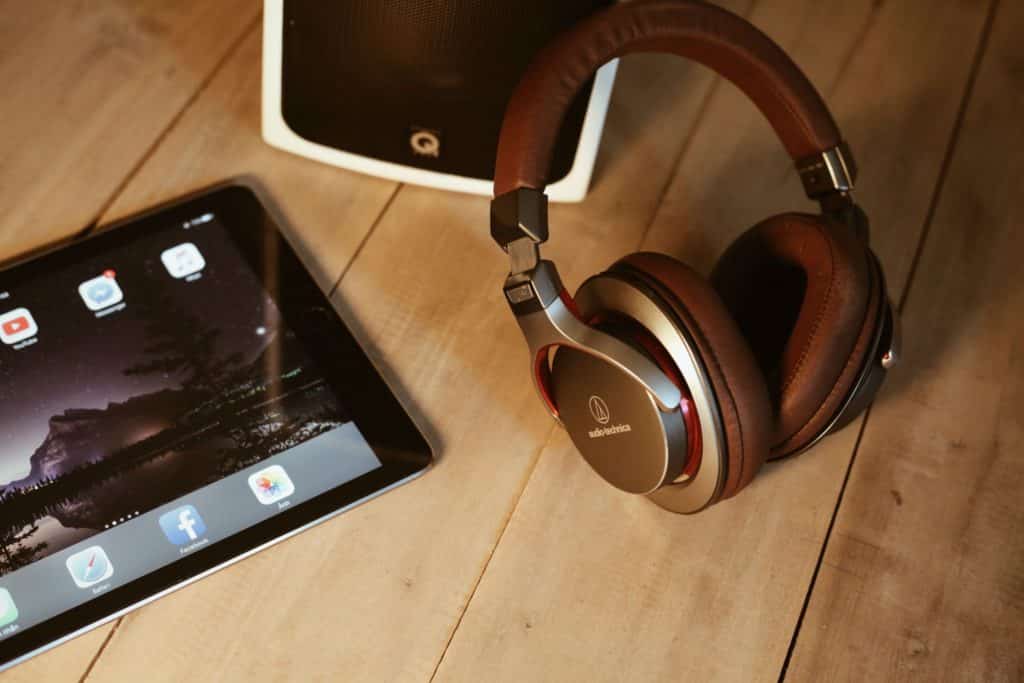 Quizá una de las mejores opciones sino fuera por el riesgo de soltar cientos de euros si se te pierde el dispositivo portable (Pocket Wifi). (Foto: Alphacolor 13 - Unsplash.com)
