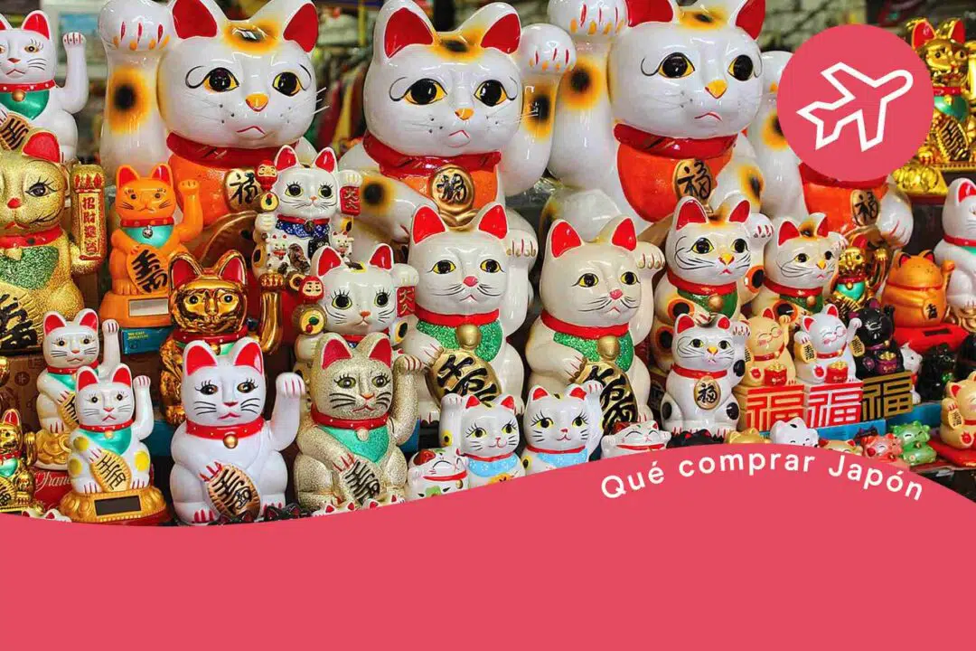 Maneki Neko, souvenir tradicional en Japón, 10 souvenirs que comprar