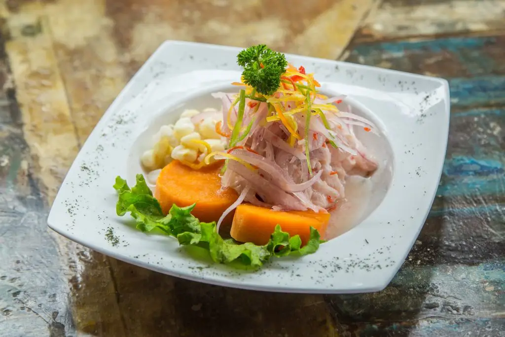 Ceviche peruano, comida peruana, que ver en Perú