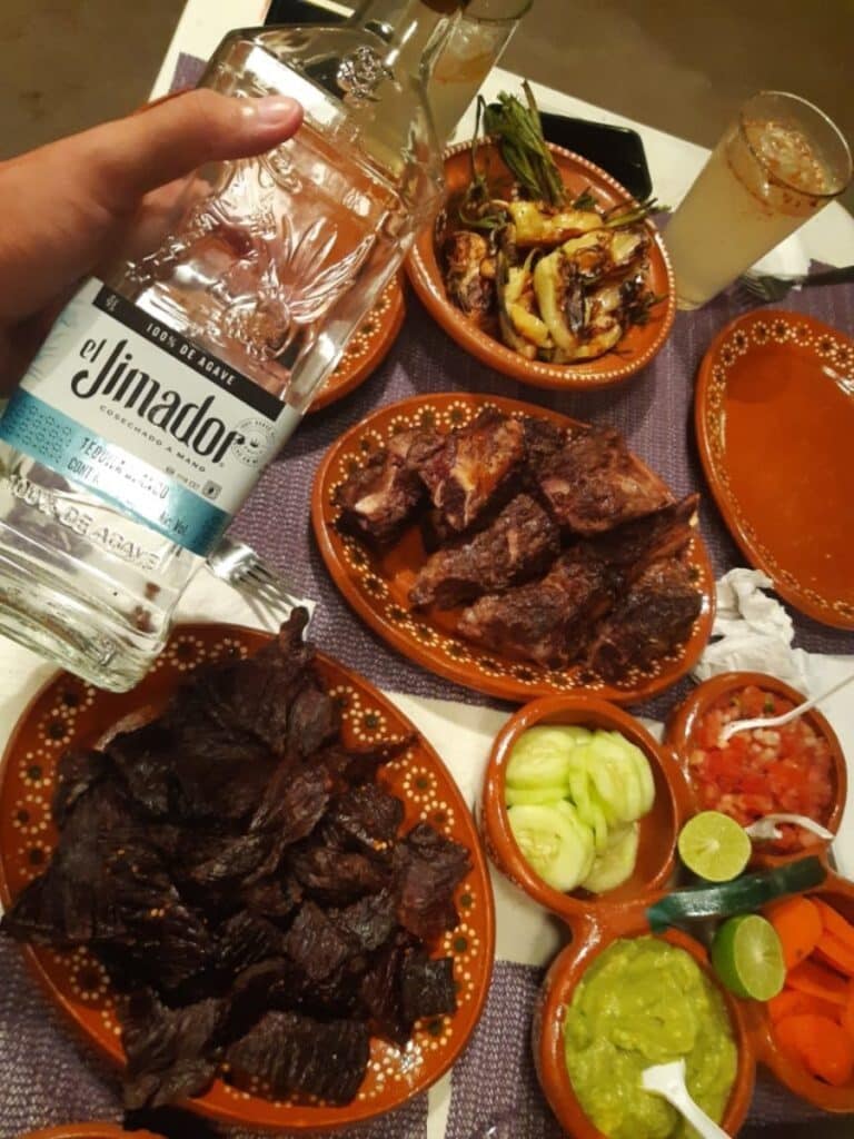 Mexikanisches Essen und Tequila